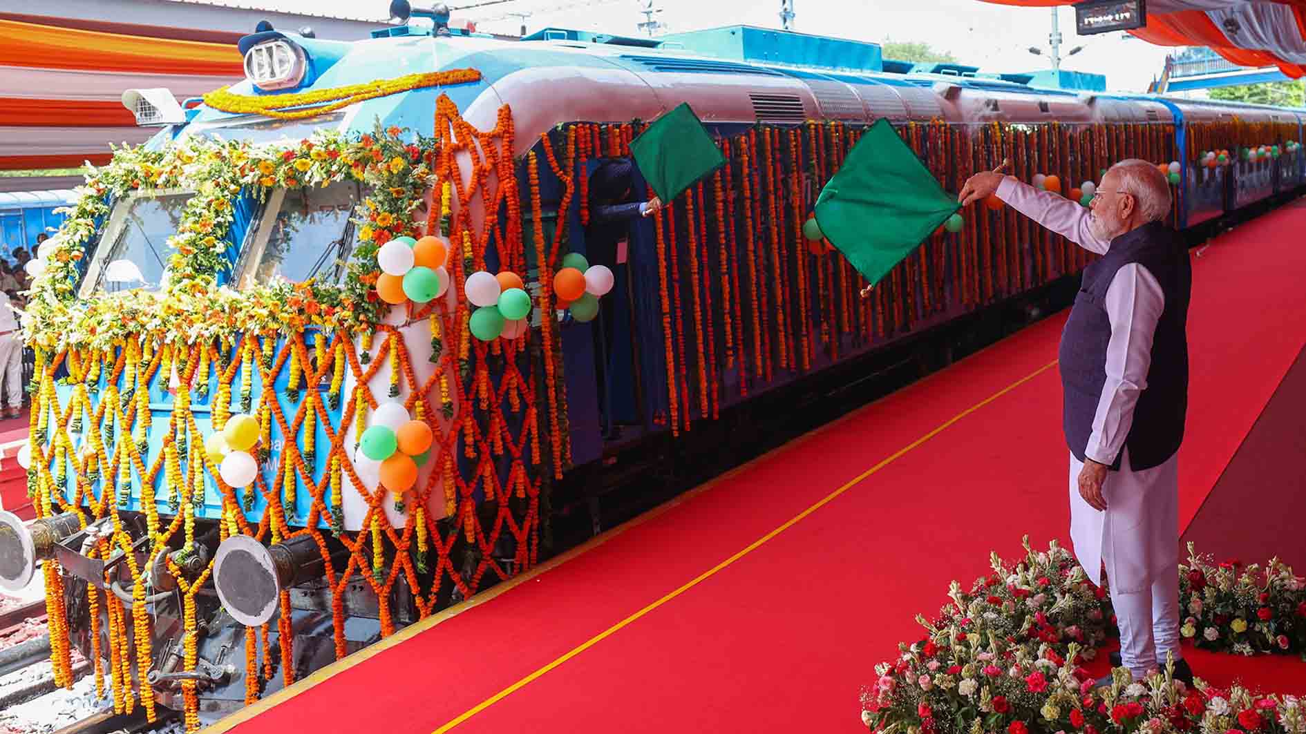 भारतको पहिलो हाइड्रोजन रेल सञ्चालनमा, १० कोचमा एकैपटक २६ सय यात्रु यात्रा गर्न सक्ने